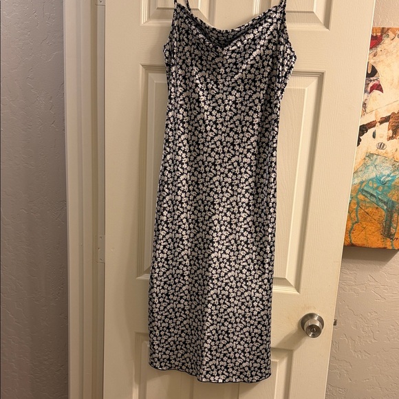 Bebe Black and White Floral Satin Midi Slip Dress S - Picture 2 of 8
